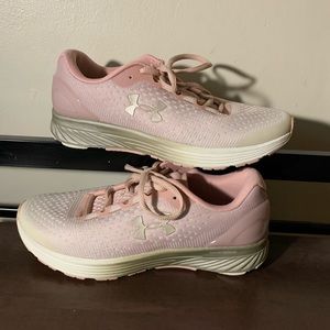 Women’s Under Armour Charged Bandit 4 Size 7